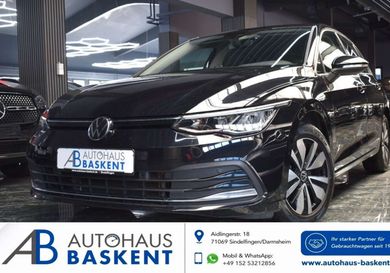 Volkswagen Golf, 2023