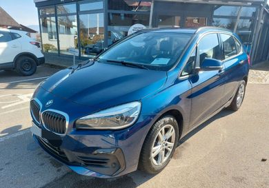 BMW 216, 2021
