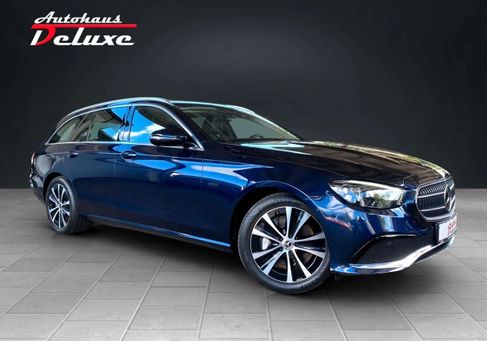 Mercedes-Benz E 300, 2021 3