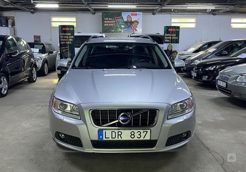 Volvo V70, 2011