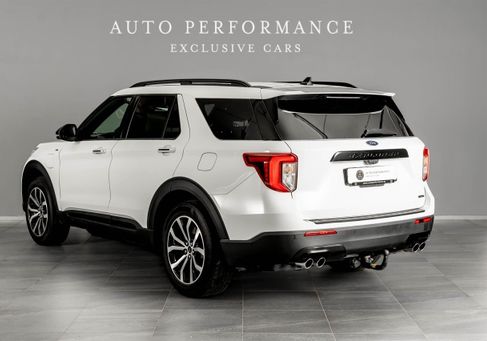 Ford Explorer, 2022