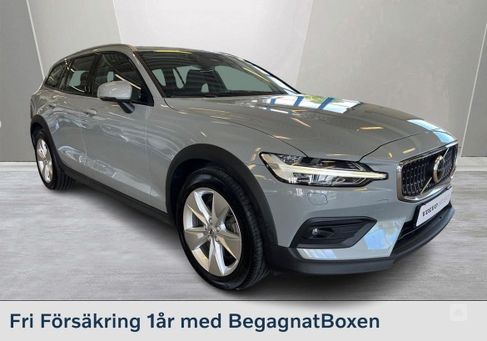 Volvo V60 Cross Country, 2024