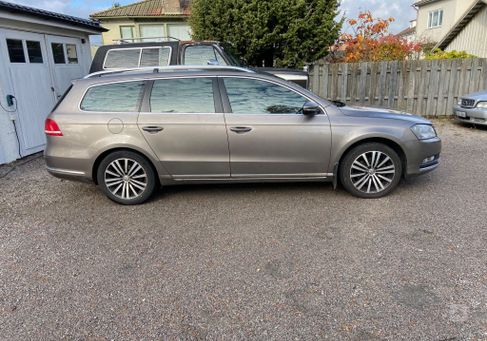 Volkswagen Passat Variant, 2012