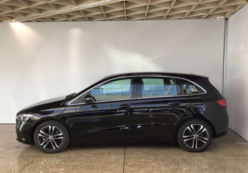 Mercedes-Benz B 200, 2022