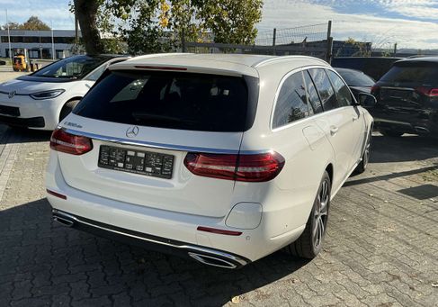 Mercedes-Benz E 300, 2021 2