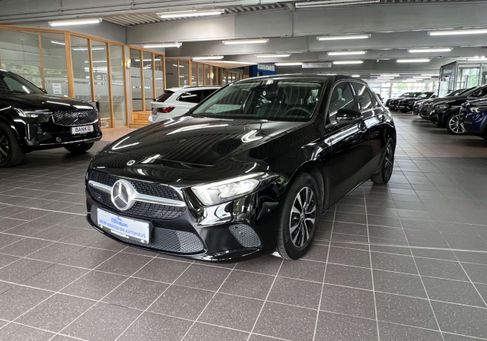 Mercedes-Benz A 180, 2023