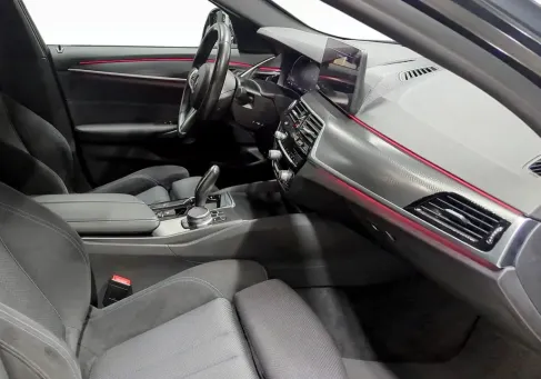BMW 520, 2021 3