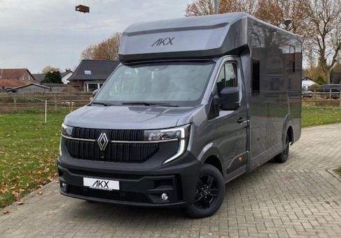 Renault Master, 2025