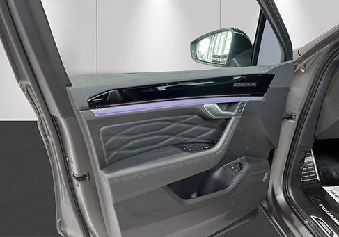 Volkswagen Touareg, 2025