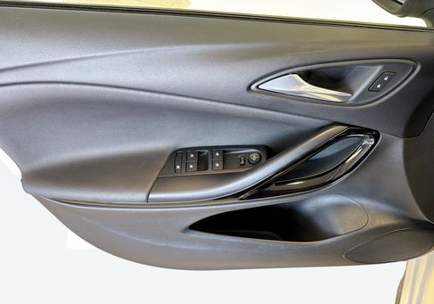 Opel Astra, 2020