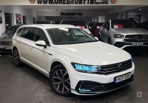 Volkswagen Passat Variant, 2021