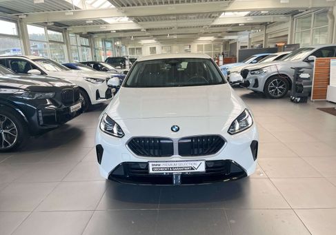 BMW 120, 2025
