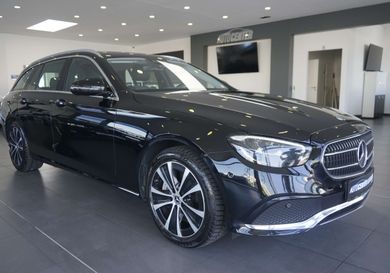 Mercedes-Benz E 300, 2022