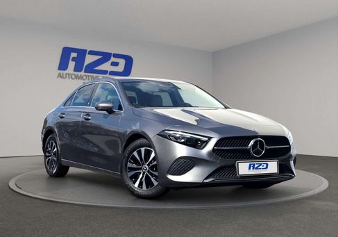 Mercedes-Benz A 200, 2023 3