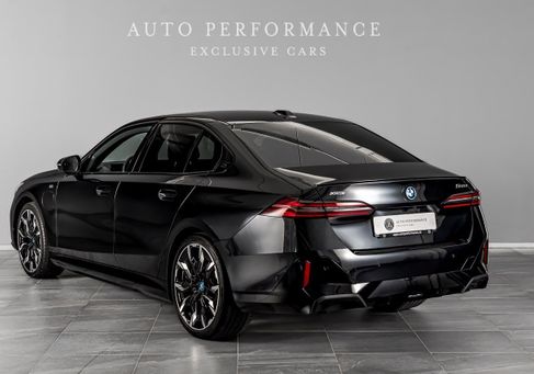 BMW 550, 2025