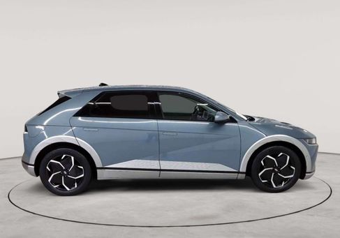 Hyundai IONIQ, 2023 3