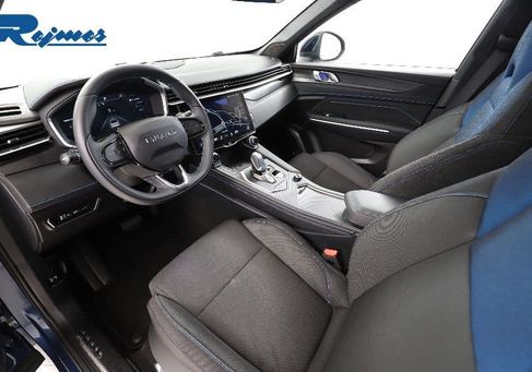 Lynk &amp; Co 01, 2023 3