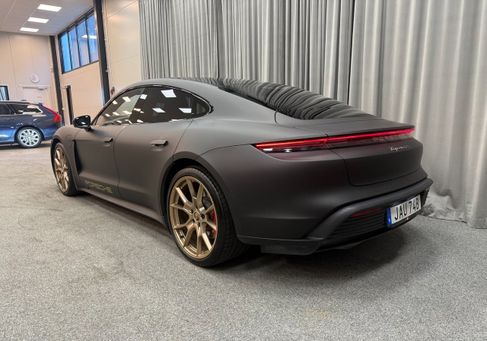 Porsche Taycan, 2025