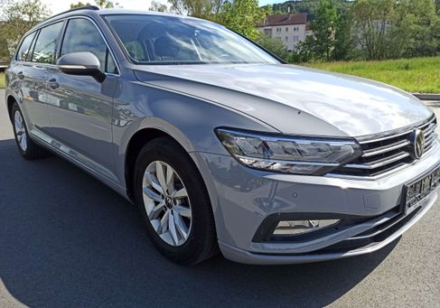 Volkswagen Passat Variant, 2023 3