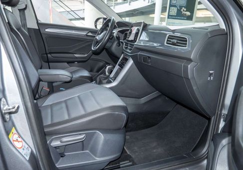Volkswagen T-Roc, 2022