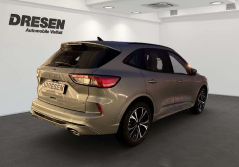 Ford Kuga, 2022