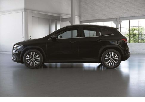 Mercedes-Benz GLA 250, 2022