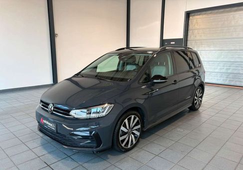 Volkswagen Touran, 2022 3