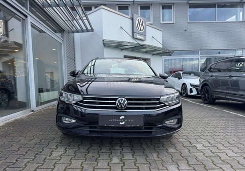 Volkswagen Passat Variant, 2022