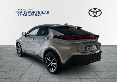 Toyota C-HR, 2024