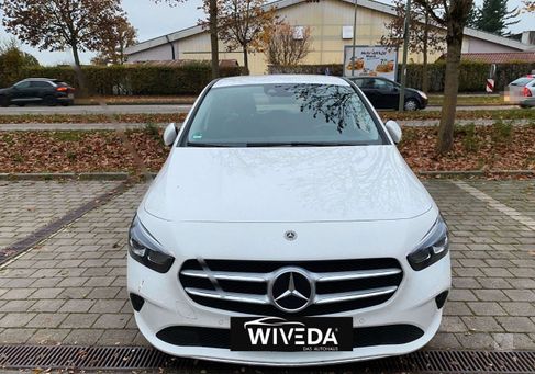 Mercedes-Benz B 200, 2021