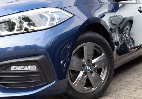 BMW 116, 2022