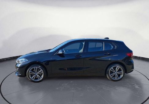 BMW 118, 2021 3