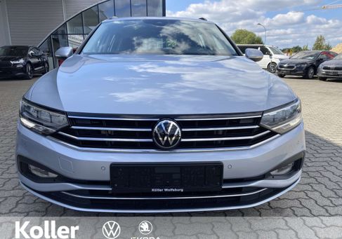 Volkswagen Passat, 2023