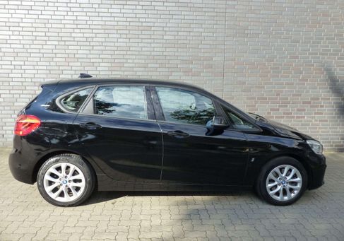 BMW 225, 2017