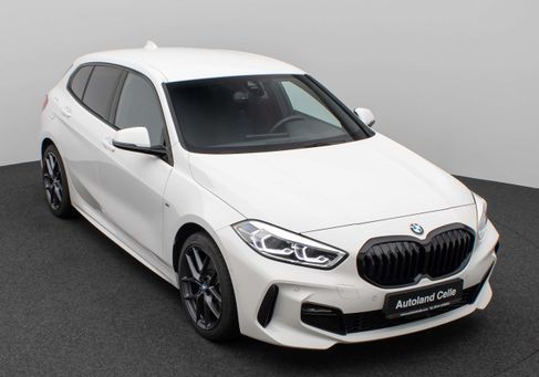 BMW 120, 2023