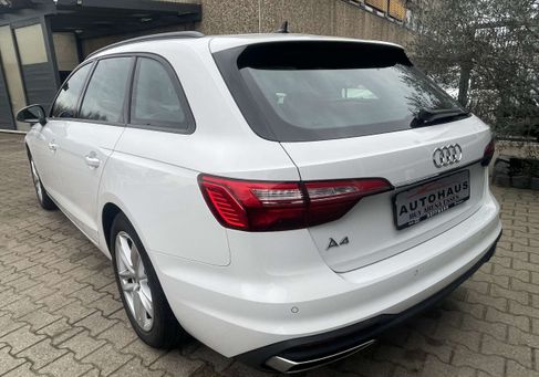Audi A4, 2022