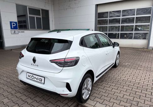 Renault Clio, 2024