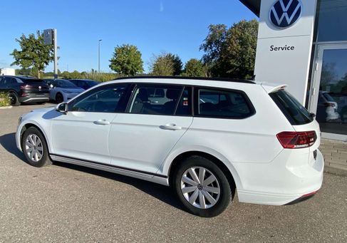 Volkswagen Passat Variant, 2023 3