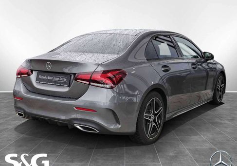 Mercedes-Benz A 200, 2022