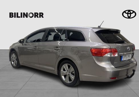 Toyota Avensis, 2015