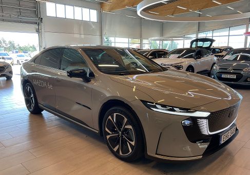 Mazda, 2025 3