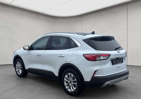 Ford Kuga, 2022