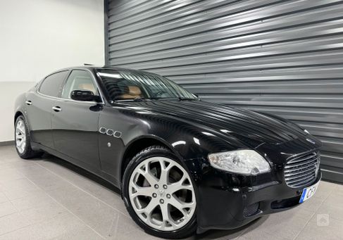 Maserati Quattroporte, 2005