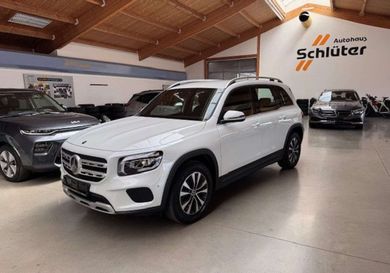 Mercedes-Benz GLB 200, 2023