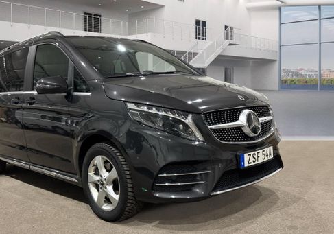 Mercedes-Benz V 300, 2024 3