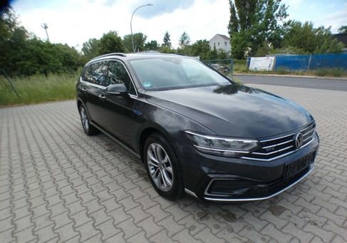 Volkswagen Passat Variant, 2022