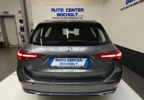 Mercedes-Benz C 220, 2022