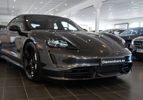 Porsche Taycan, 2020