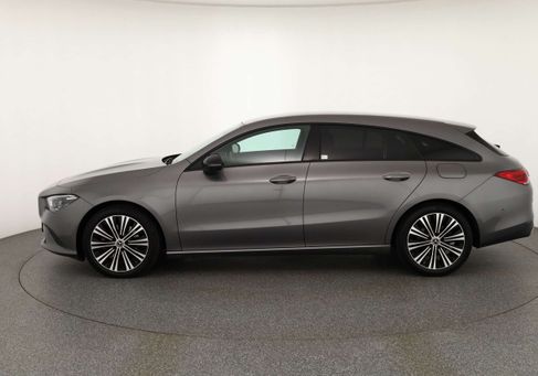 Mercedes-Benz CLA 220, 2021