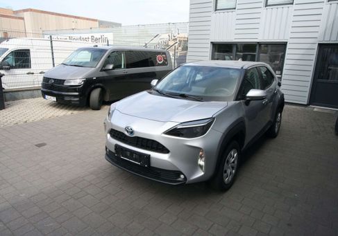 Toyota Yaris, 2024